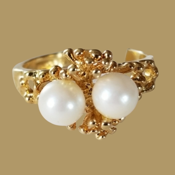 Vintage Jewelry - Vintage 18k Gold Dipped Faux Pearl Cocktail Ring SZ 8